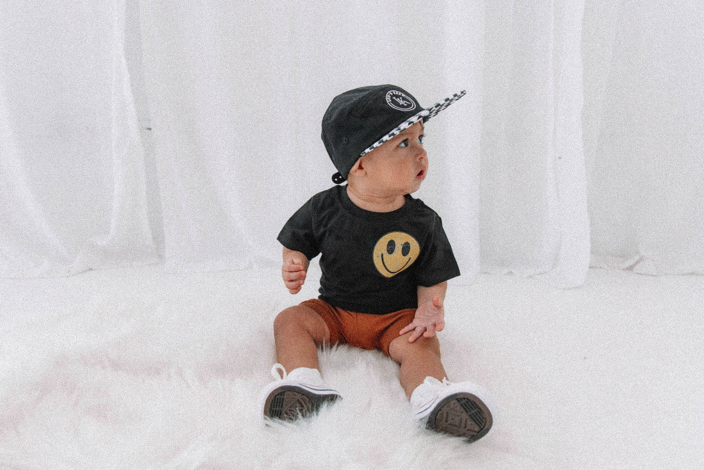 Black Everyday Tee | Grunge Smiley