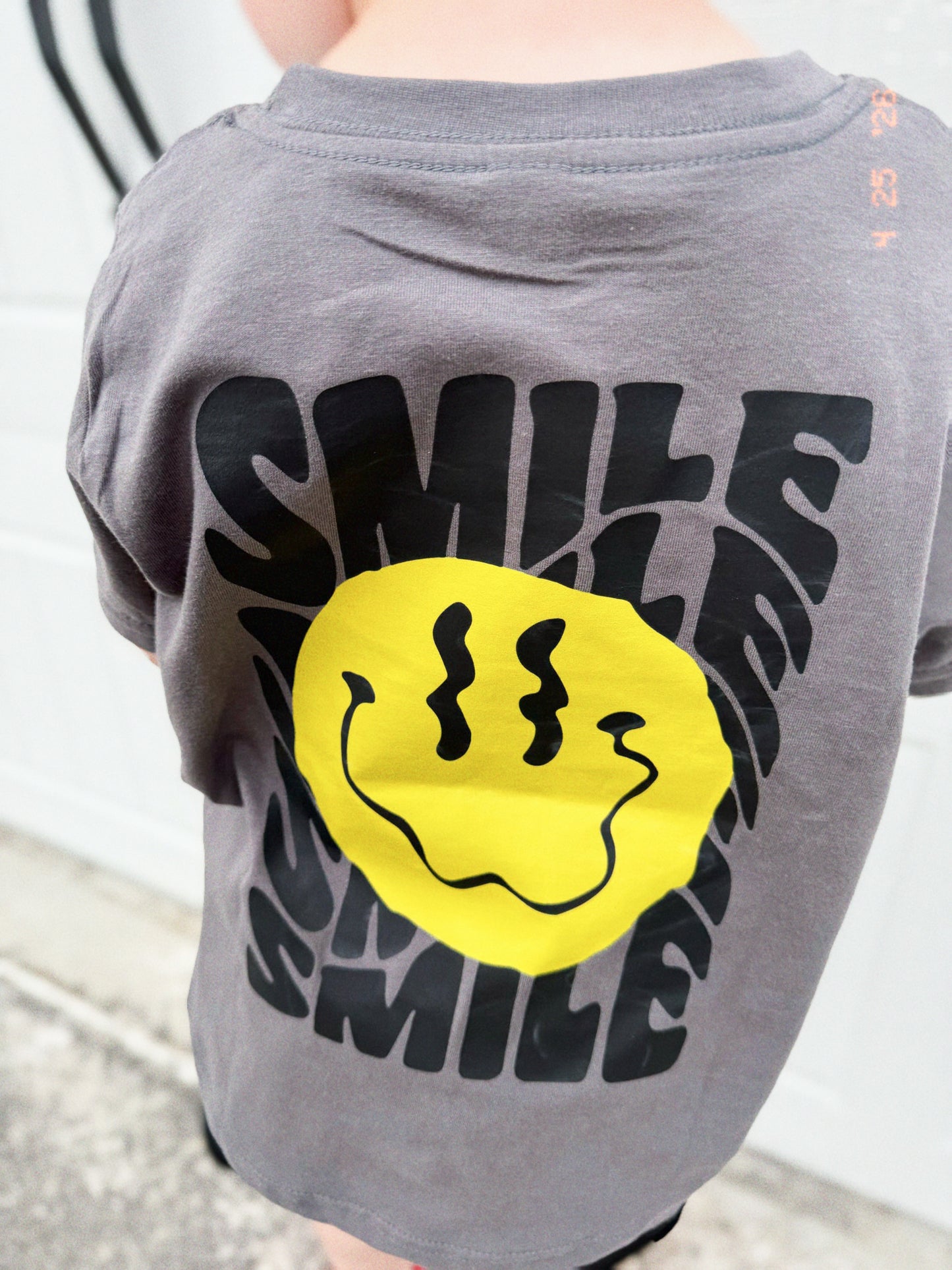 Smile & Wave Tee