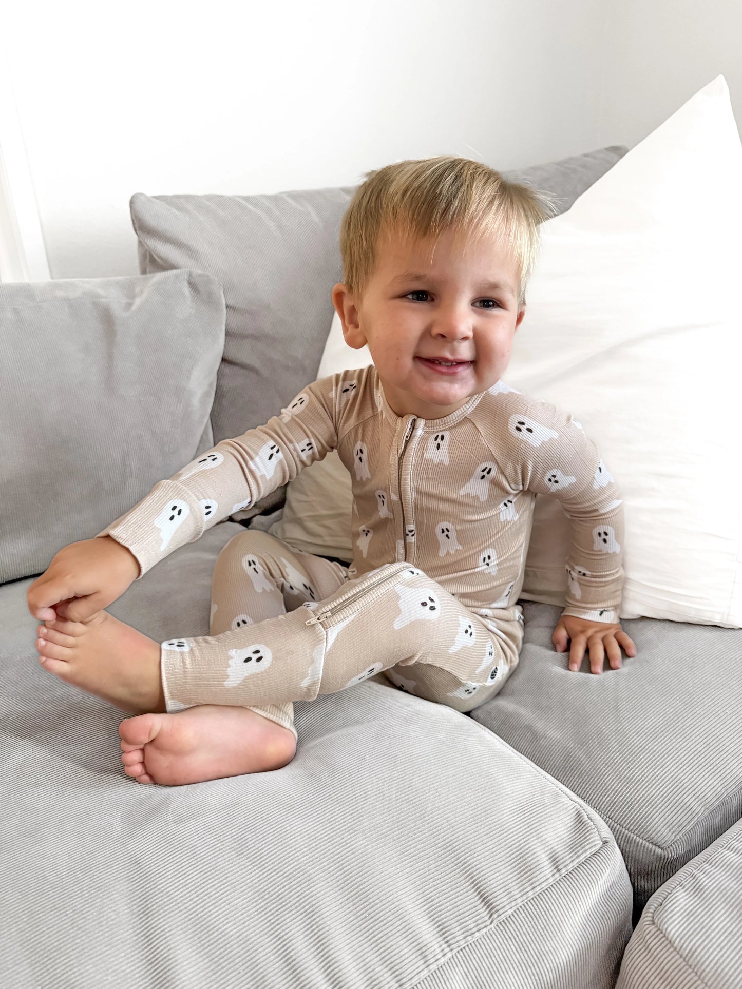 Ribbed Bamboo Zippy | Ghosts