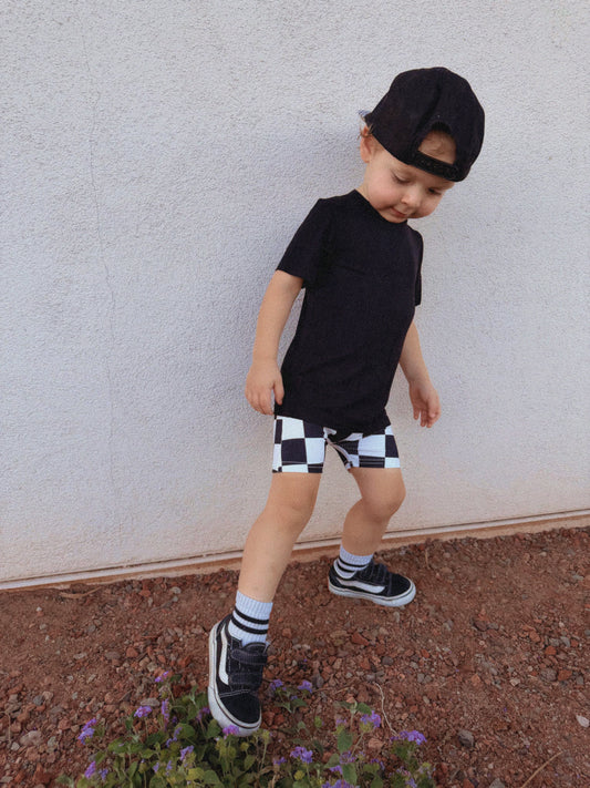 Bamboo Tee | Black Sands
