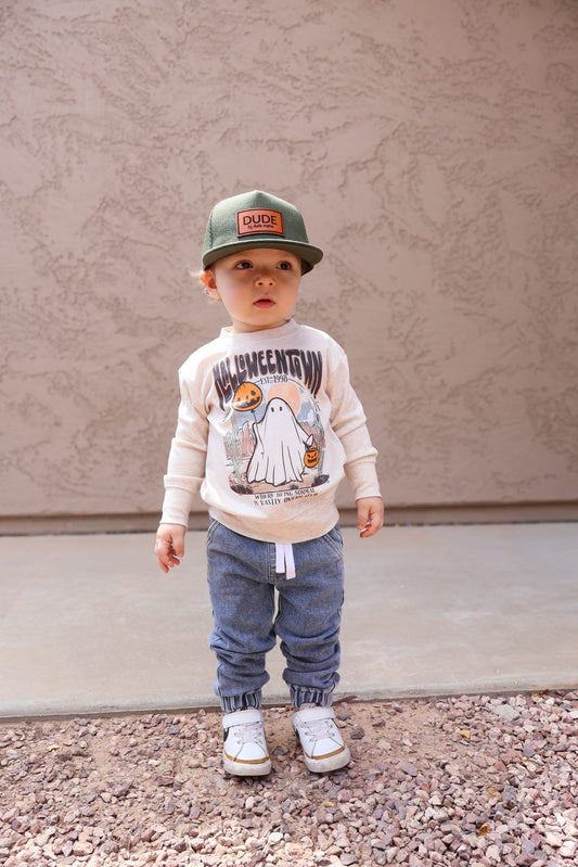 Halloweentown bubble tee | Crewneck