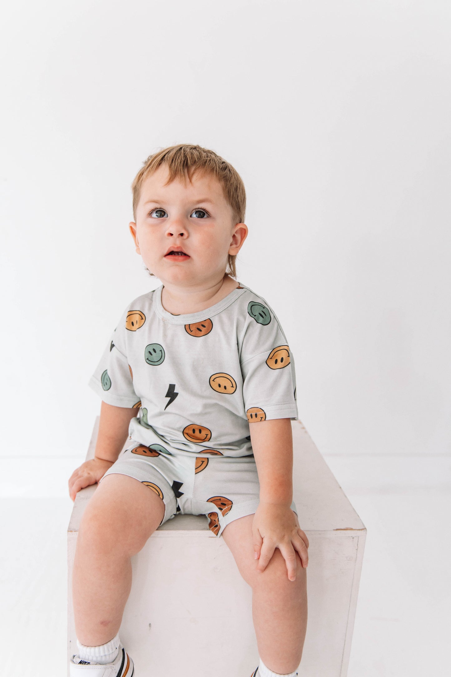 Bamboo Short Sets | Colorful bolts